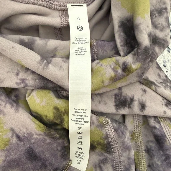 Lululemon Align HR Radial in Tie Dye Mauve Grey - Size 0 - Picture 5 of 6